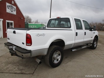 2006 Ford F-350 Super Duty XLT Crew Cab 4x4   - Photo 11 - Brighton, CO 80603