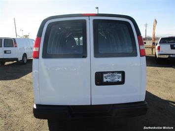 2014 Chevrolet Express 1500 AWD Cargo 4x4   - Photo 6 - Brighton, CO 80603