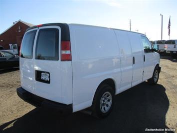 2014 Chevrolet Express 1500 AWD Cargo 4x4   - Photo 7 - Brighton, CO 80603