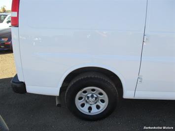 2014 Chevrolet Express 1500 AWD Cargo 4x4   - Photo 9 - Brighton, CO 80603