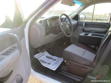 2008 Chevrolet Silverado 2500 LT Extended Quad Cab 4x4   - Photo 32 - Brighton, CO 80603