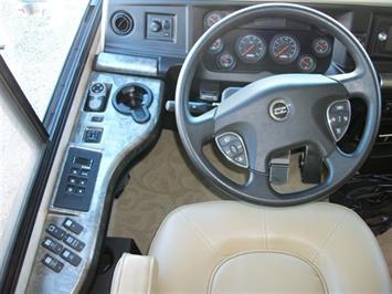 2009 Fleetwood PROVIDENCE   - Photo 23 - Castle Rock, CO 80104