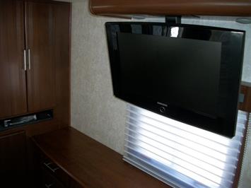 2009 Fleetwood PROVIDENCE   - Photo 21 - Castle Rock, CO 80104