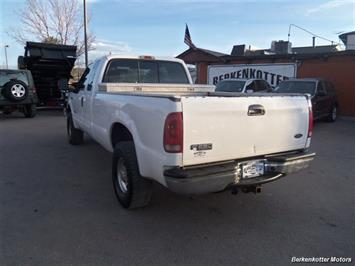 2003 Ford F-250 Super Duty XL 4dr SuperCab XL   - Photo 7 - Brighton, CO 80603