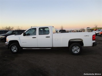 2014 Chevrolet Silverado 3500 Crew Cab 4x4   - Photo 5 - Brighton, CO 80603