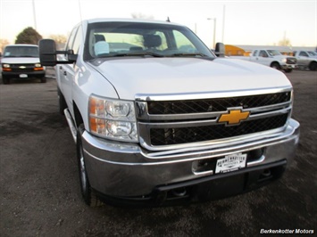 2014 Chevrolet Silverado 3500 Crew Cab 4x4   - Photo 2 - Brighton, CO 80603