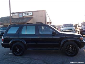 1999 INFINITI QX4   - Photo 9 - Brighton, CO 80603