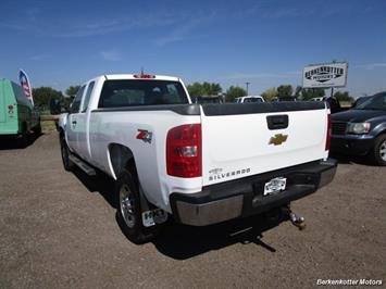 2013 Chevrolet Silverado 2500 Extended Cab 4x4   - Photo 12 - Brighton, CO 80603