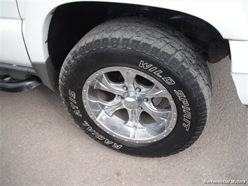 2002 Chevrolet Tahoe LT   - Photo 12 - Parker, CO 80134