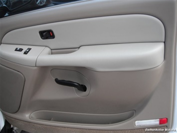 2002 Chevrolet Tahoe LT   - Photo 23 - Parker, CO 80134