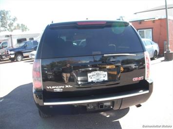 2007 GMC Yukon XL Denali AWD   - Photo 8 - Brighton, CO 80603