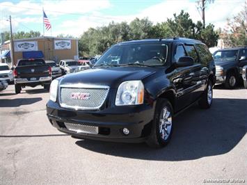 2007 GMC Yukon XL Denali AWD   - Photo 3 - Brighton, CO 80603