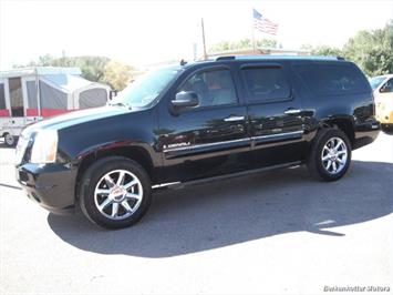 2007 GMC Yukon XL Denali AWD   - Photo 5 - Brighton, CO 80603