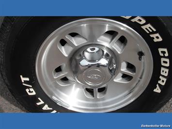 1996 Ford Ranger XL Regular Cab   - Photo 11 - Castle Rock, CO 80104