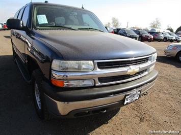 2004 Chevrolet Suburban 1500 LT 4x4   - Photo 10 - Castle Rock, CO 80104