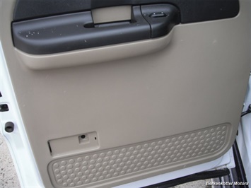 2007 Ford F-250 Super Duty XLT Crew Cab 4x4   - Photo 17 - Castle Rock, CO 80104