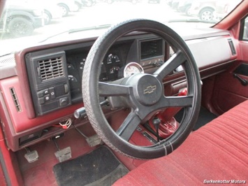 1989 Chevrolet K1500 Cheyenne 4x4   - Photo 14 - Fountain, CO 80817