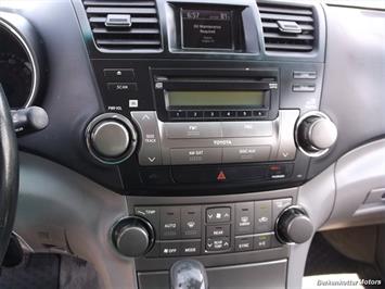 2008 Toyota Highlander Sport   - Photo 22 - Castle Rock, CO 80104