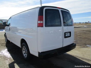 2014 Chevrolet Express 1500 AWD 4x4   - Photo 5 - Castle Rock, CO 80104