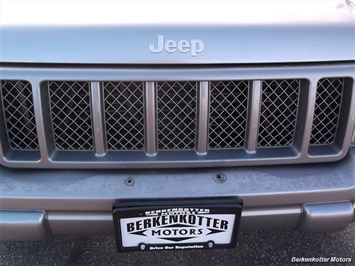 1998 Jeep Grand Cherokee 5.9 Limited   - Photo 13 - Brighton, CO 80603