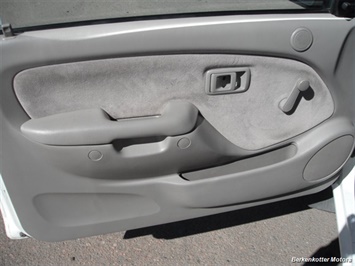 2002 Toyota Tacoma   - Photo 14 - Castle Rock, CO 80104