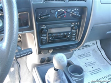 2002 Toyota Tacoma   - Photo 16 - Castle Rock, CO 80104