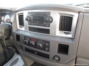 2009 Dodge Ram Chassis 4500 Crew Cab LWB Flatbed 4x4   - Photo 18 - Castle Rock, CO 80104