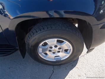 2007 Chevrolet Suburban LTZ 1500 LTZ 1500 4dr SUV   - Photo 13 - Brighton, CO 80603