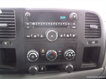 2013 Chevrolet Silverado 2500HD Work Truck   - Photo 15 - Castle Rock, CO 80104