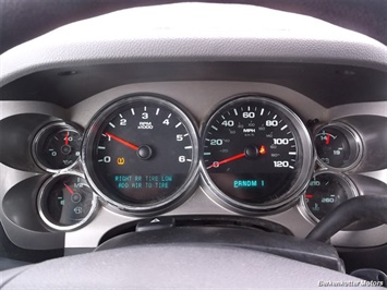 2013 Chevrolet Silverado 2500HD Work Truck   - Photo 18 - Castle Rock, CO 80104