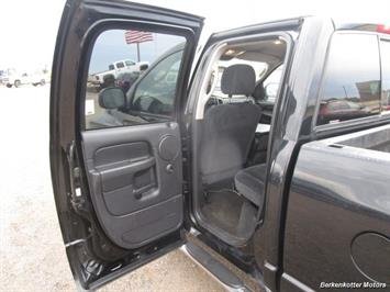 2005 Dodge Ram 1500 SLT Quad Cab 4x4   - Photo 21 - Castle Rock, CO 80104