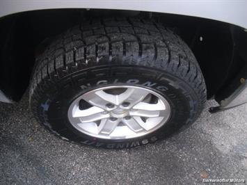2010 GMC Sierra 1500 SLE   - Photo 16 - Castle Rock, CO 80104