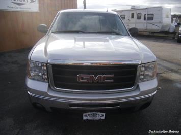 2010 GMC Sierra 1500 SLE   - Photo 2 - Castle Rock, CO 80104