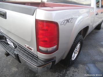 2010 GMC Sierra 1500 SLE   - Photo 12 - Castle Rock, CO 80104