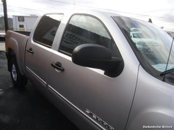 2010 GMC Sierra 1500 SLE   - Photo 15 - Castle Rock, CO 80104