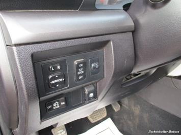 2014 Toyota Tundra SR5 Crew MAX 4x4   - Photo 29 - Brighton, CO 80603