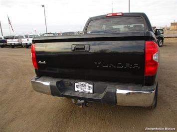 2014 Toyota Tundra SR5 Crew MAX 4x4   - Photo 4 - Brighton, CO 80603