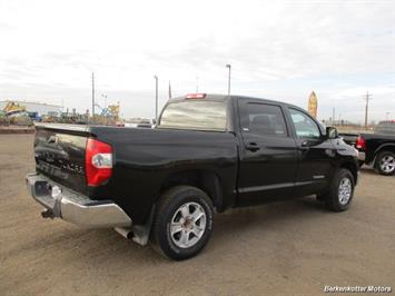 2014 Toyota Tundra SR5 Crew MAX 4x4   - Photo 3 - Brighton, CO 80603