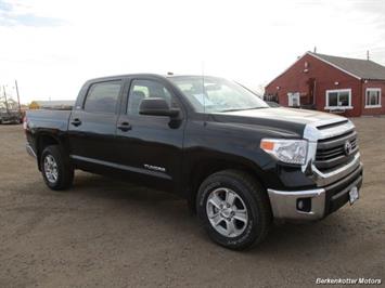 2014 Toyota Tundra SR5 Crew MAX 4x4   - Photo 1 - Brighton, CO 80603