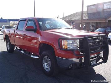 2008 GMC Sierra 2500 SLE Crew Cab 4x4   - Photo 7 - Brighton, CO 80603