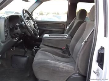 2007 Chevrolet Silverado 2500HD Classic LT1   - Photo 15 - Castle Rock, CO 80104