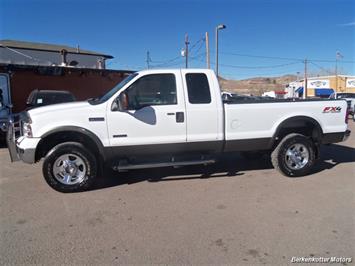 2006 Ford F-350 Super Duty XL SuperCab   - Photo 2 - Brighton, CO 80603