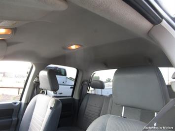 2008 Dodge Ram Chassis 3500 SLT Quad Cab 4x4 Utility Box   - Photo 13 - Parker, CO 80134