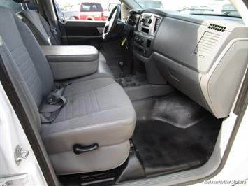 2008 Dodge Ram Chassis 3500 SLT Quad Cab 4x4 Utility Box   - Photo 35 - Parker, CO 80134