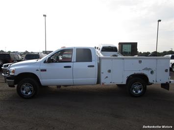 2008 Dodge Ram Chassis 3500 SLT Quad Cab 4x4 Utility Box   - Photo 5 - Parker, CO 80134