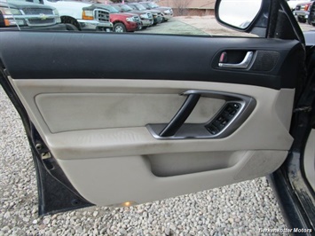 2007 Subaru Legacy   - Photo 10 - Parker, CO 80134