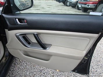 2007 Subaru Legacy   - Photo 14 - Parker, CO 80134