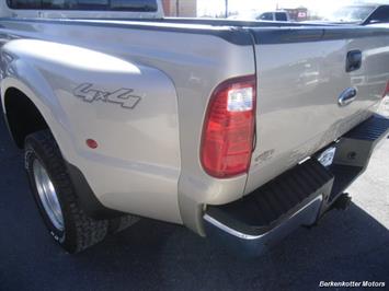 2009 Ford F-350 Super Duty Lariat Crew Cab   - Photo 11 - Brighton, CO 80603