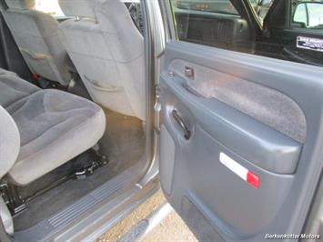 2001 GMC Sierra 1500 SLE Crew Cab 4x4   - Photo 23 - Parker, CO 80134