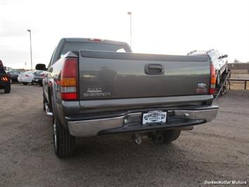 2001 GMC Sierra 1500 SLE Crew Cab 4x4   - Photo 5 - Parker, CO 80134